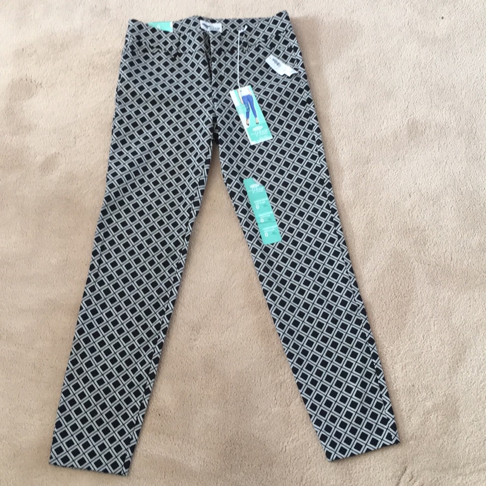 Skinny ankle pants